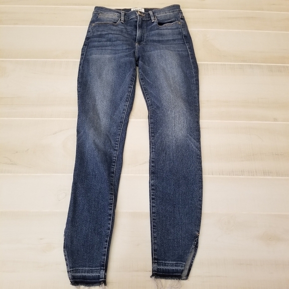 {27} FRAME Le High Skinny Side Slit Released Hem - Picture 2 of 14